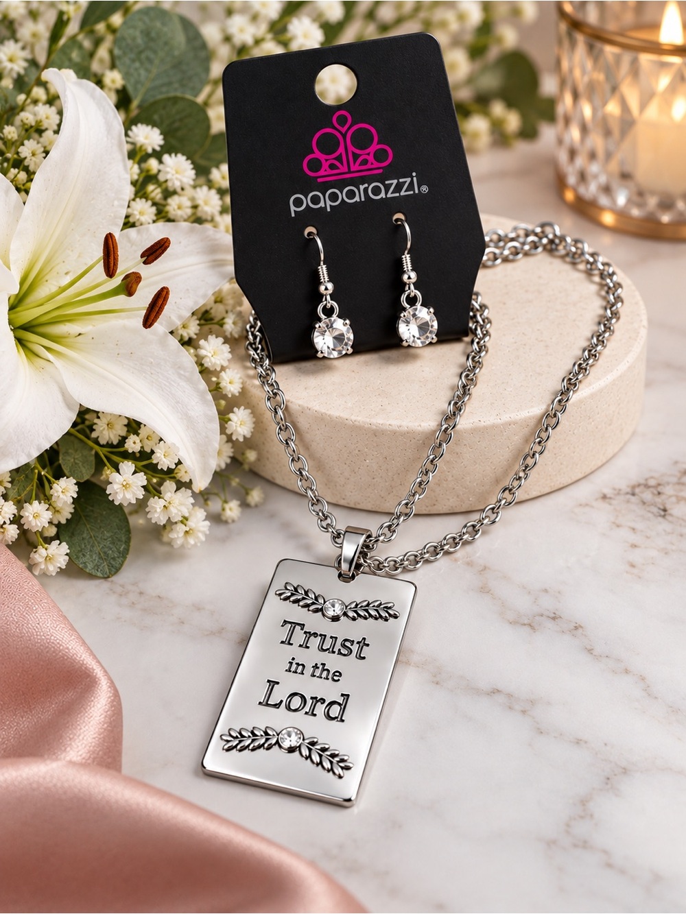 Paparazzi Trust in the Lord Silver Pendant Necklace